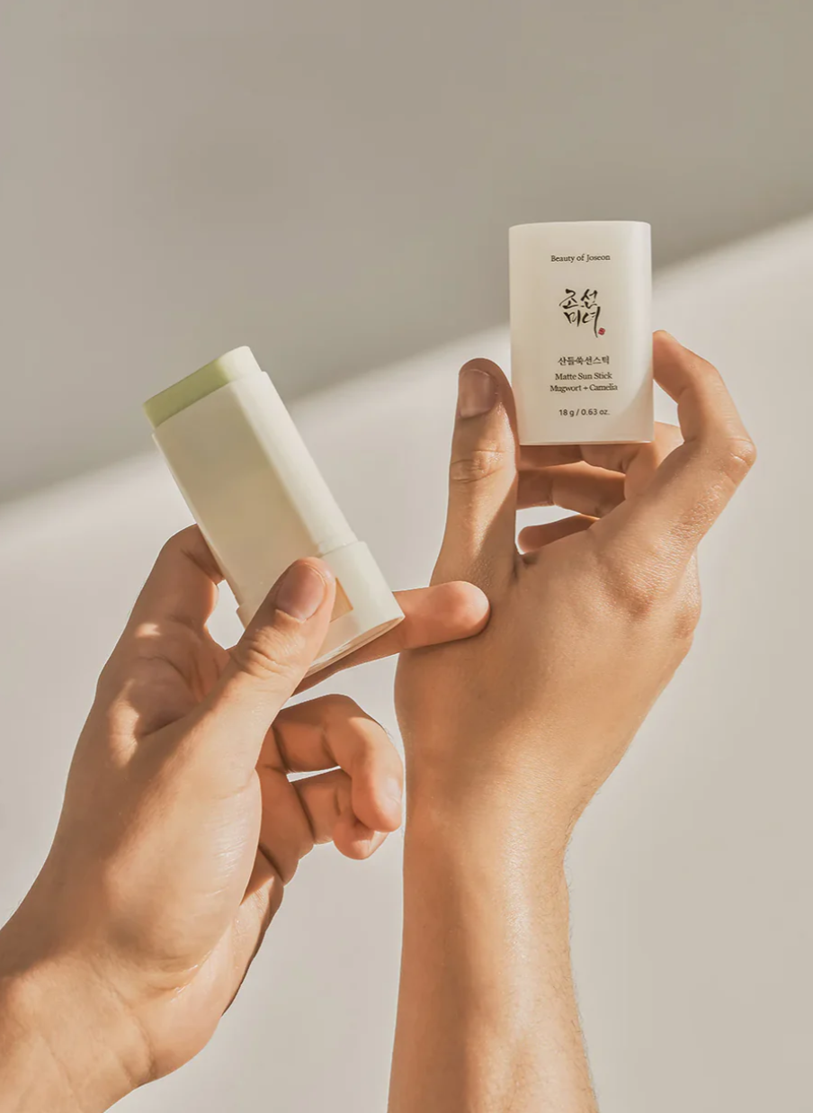 Beauty of Joseon - Matte Sun Stick: Mugwort + Camelia SPF50 PA++++